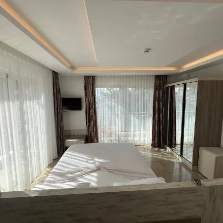 Nar Twinn Hotel